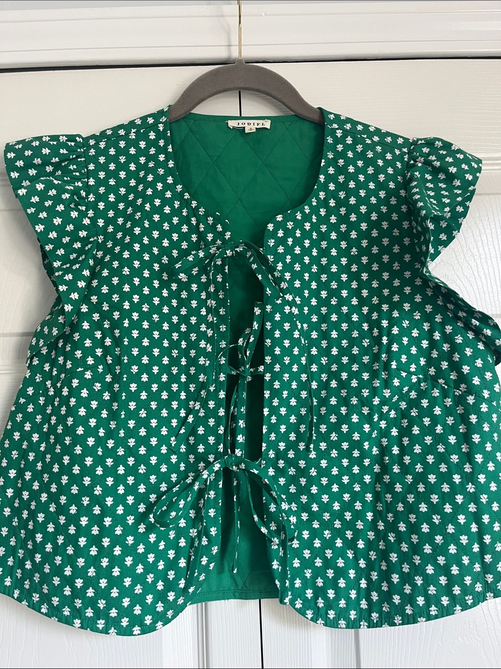 JODIFL Emerald Green Floral Tie-Front Ruffle Sleeve Top